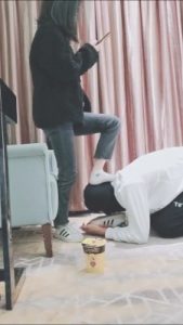 套路直播视频【灵竹】舔超脏贝壳头/棉袜辱/耳光踩踏 bf25783_绳艺资料库