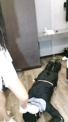 【恩可】猥琐男搭讪被虐废 bf27866_绳艺套路直播视频资源网