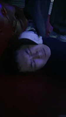 套路直播视频【明明】KTV帆布鞋原味棉袜玩狗【上】 bf26516_绳艺资料库