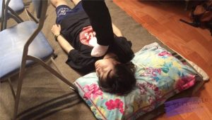 售房打工妹原味棉袜高跟重踩_绳艺资料库