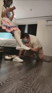 【阿喵】洛丽塔S白丝诱惑踩踏骑马 bf26700_绳艺套路直播视频资源网