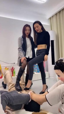 套路直播视频【术术】城市表姐和农村表妹 bf24201_绳艺资料库