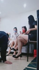 【天津桃桃】群调-3S玩弄贱狗踩西瓜喂食【三视角版】 bf8227_绳艺套路直播视频资源网