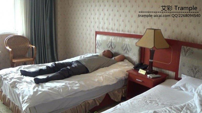 点穴制服女打手_绳艺资料库