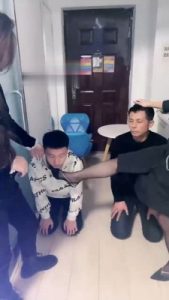 【梦涵大人】姐妹俩玩弄父子狗【双视角版】 bf22055_绳艺资料库