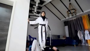【惑心】跆拳道美女臭脚要狗命_绳艺资料库视频资源下载