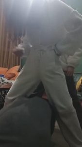 【刘二狗】双素人女仆tj-耳光/鞭打/踩踏 bf9035_绳艺套路直播视频资源网