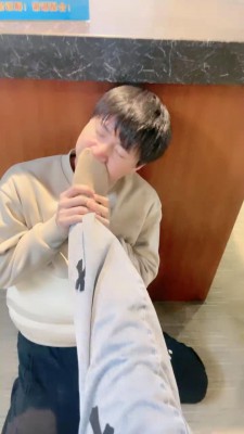 【小祖宗辣妈】台球厅调狗-虐乳/舔脏鞋底 bf23214_绳艺资料库视频资源下载