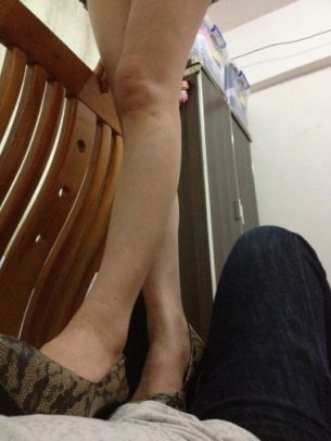 (采乐）花900块请的平面模特超高跟踩踏，对话中小MM有点害羞_绳艺资料库