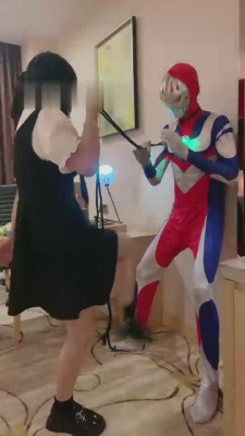 【狗哥】假冒迪迦的悲惨遭遇 bf14065_绳艺资料库