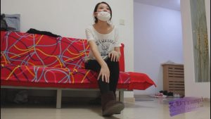 剧情-恋足男给妹妹暖脚_绳艺资料库