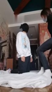 【S奶欲】吊打贱狗棉袜深喉 bf18201_绳艺资料库