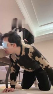 【阿月】萝莉主-舔脏鞋底/吃白袜 bf22046_绳艺资料库视频资源下载