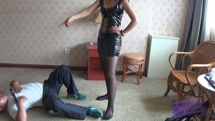 造反的奴隶被彻底打服_绳艺资料库