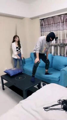 【梦涵小主】五花大绑刑虐家奴 bf22260_绳艺套路直播视频资源网