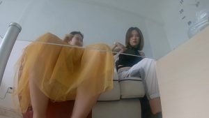 偷拍学姐第四弹 刺激的来了 夏天的雪地靴_绳艺资料库