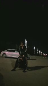 【妮可】御姐户外遛废物狗 bf17788_绳艺套路直播视频资源网