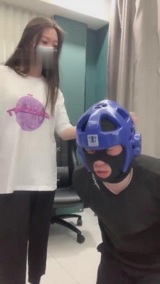 【精神小妹】学生素人电竞房虐哥哥 bf12716_绳艺套路直播视频资源网