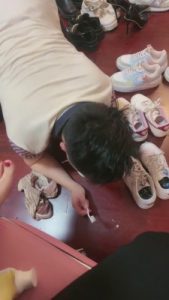 套路直播视频【桃幼幼】裸足臭脚踩地毯 bf24516_绳艺资料库