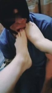 【美兮】姐妹花圈养男奴虐待 bf12767_绳艺资料库