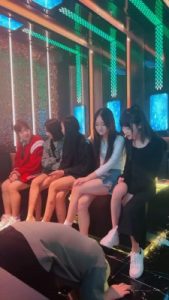 套路直播视频【精神小妹】5S-真实歌舞厅开发陪酒小妹-原味袜辱/骑马 bf26158_绳艺资料库