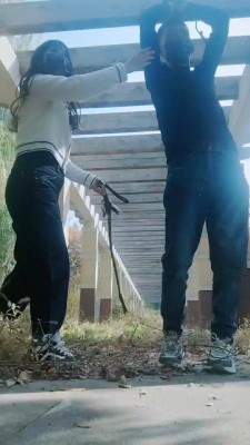 【魅影女神】抓住小偷虐成狗 bf19919_绳艺套路直播视频资源网