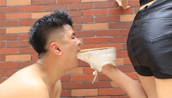 『奴隶岛』—狗嘴清洁泥鞋底（下） YC-200917-5_绳艺资料库