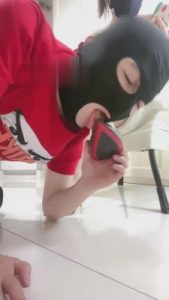 【Linda】肉丝热裤脚汗气味羞辱 bf16044_绳艺资料库视频资源下载