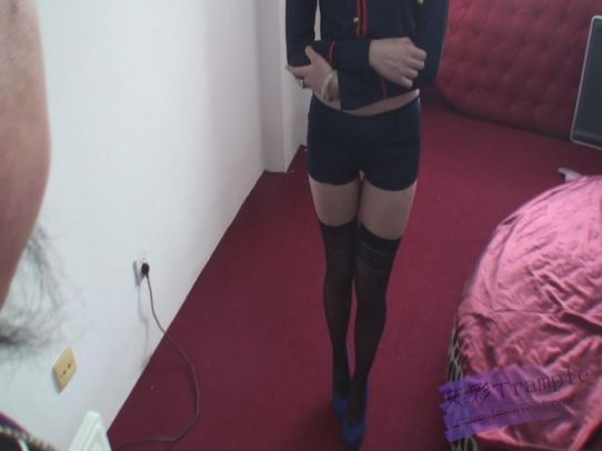 长腿女杀手虐杀黑道三兄弟(上)–脚踩脖子吐血_绳艺资料库