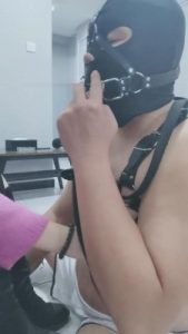 【若璃情侣】训练肥马儿喝圣水 bf3565_绳艺资料库视频资源下载