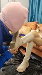 【万灵】长靴裸足踩踏喂食 bf22026_绳艺资料库视频资源下载