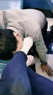 套路直播视频【鹿梦兮】KTV姐妹花玩废狗【双视角版】 bf25846_绳艺资料库