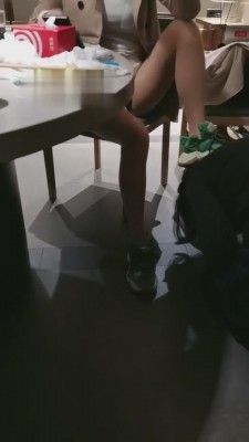 【丹祖宗】刺激劲爆-海底捞玩母狗 bf6452_绳艺资料库套路视频