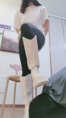 【妮蔻S】长靴舔鞋底/碾压狗头/超臭原味棉袜气味控制 bf27058_绳艺资料库