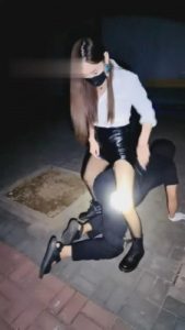 【如意小主】小姐姐户外玩犬 G-210806-6_绳艺资料库视频资源下载