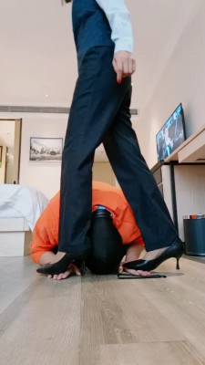 【芊兮殿下】银行女职员制服诱惑 bf22772_绳艺套路直播视频资源网