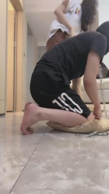 【伊楠】御姐女神肉丝脚蹂躏继父/圣水【完整版】 bf15857_绳艺资料库视频资源下载
