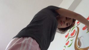 小瑶全体重踩脸踩脖子闻原味白袜_绳艺资料库