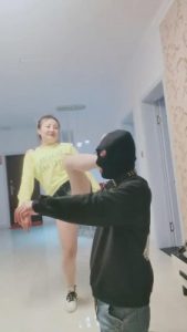 【梦蝶女王】威胁我的男友做出气筒 bf11787_绳艺资料库视频资源下载