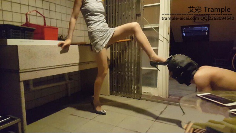 最新艾丝女王居家系列—–调教不听话的初学者_绳艺资料库