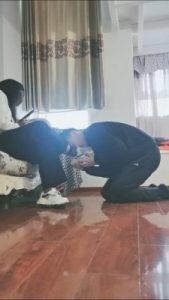 套路直播视频【妖玲】被幼师运动鞋短黑丝羞辱虐待 bf26665_绳艺资料库