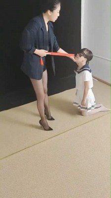 【冷大人】校园霸凌系列：教导主任VS乖乖女 bf8882_绳艺资料库视频资源下载