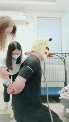 套路直播视频【安静大大】母女S-圈养邻居狗虐待【双视角版】 bf24640_绳艺资料库