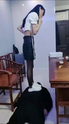 套路直播视频【吴迪】经理被美女员工暴打 bf25945_绳艺资料库