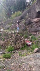 套路直播视频【伊晨】小白鞋女神户外狂虐跟踪狂 bf25943_绳艺资料库