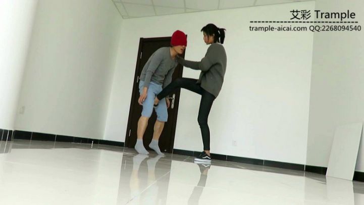 媛媛女主骑乘,踢裆、船袜踩脸!_绳艺资料库