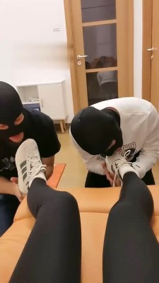 【奈奈生】双奴争宠伺候 bf19316_绳艺资料库视频资源下载