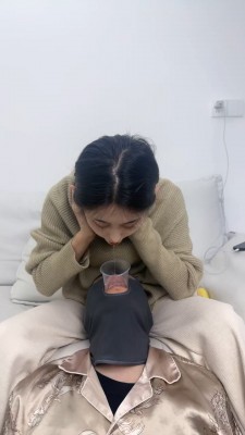 套路直播视频【狗哥】超强重口专场-口水+咀嚼物喂食/闻舔原味白袜 bf26386_绳艺资料库