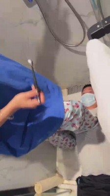 【伊莉S】学生情侣主羞辱班主任 bf16005_绳艺资料库