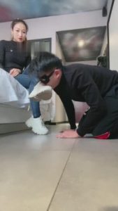 【魅儿】羞辱原味恋足狗 bf6466_绳艺资料库视频资源下载